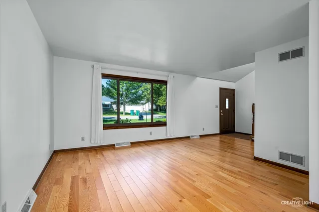 $3,200 | 13831 South Mallard Drive, Plainfield, IL 60544