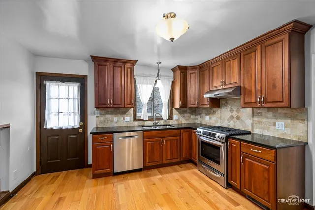 $3,200 | 13831 South Mallard Drive, Plainfield, IL 60544