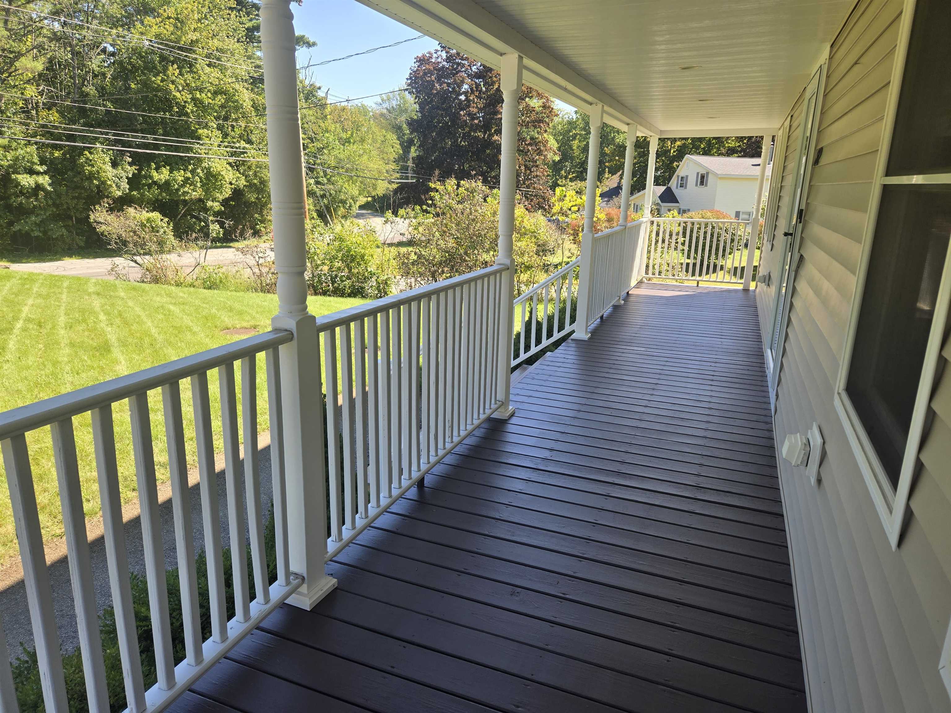 82 Dutton Road Pelham, NH 03076 - Photo 9 of 57 Gallery Image 9