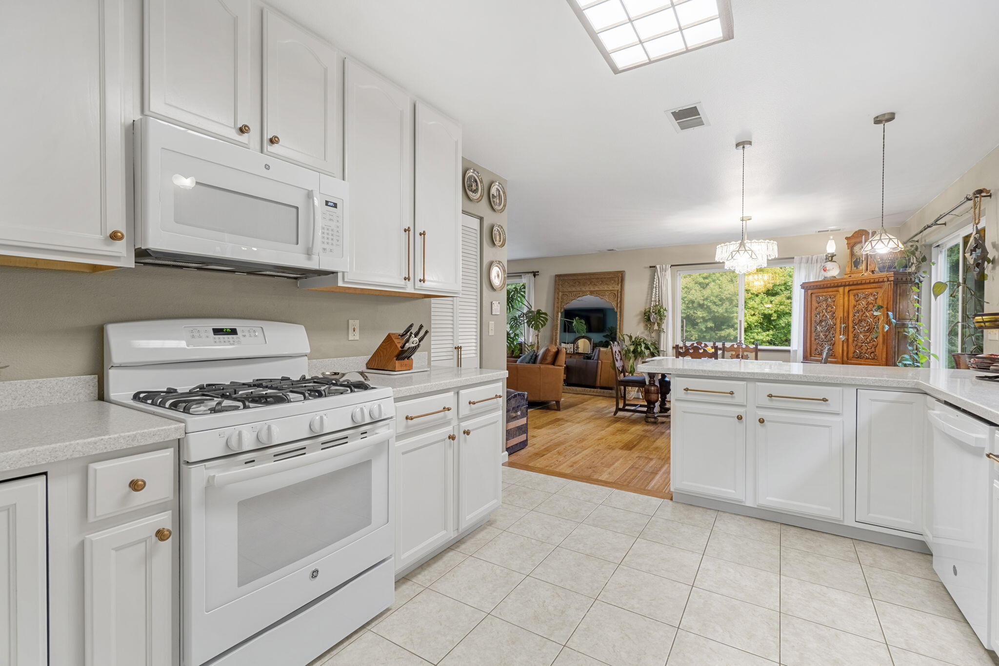 2301 Drake Hill Road Fortuna, CA 95540 - Photo 13 of 48 11-web-or-mls-DSC02363-HDR