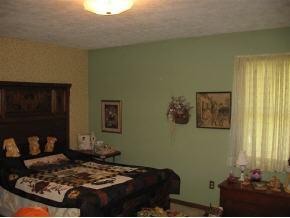 105 Lake Geneva Road Bennington, IN 47011 - Photo 7 of 8