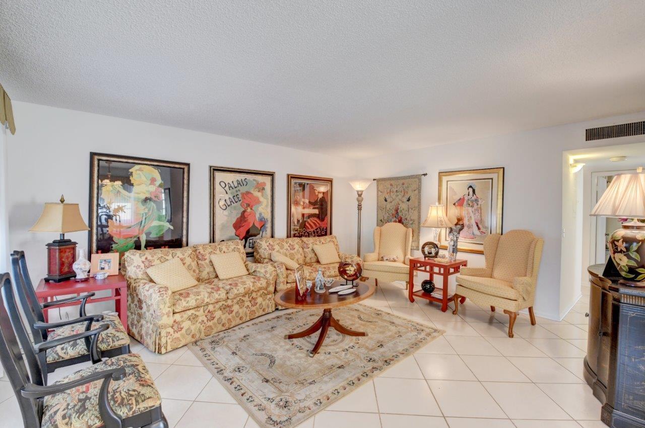 369 Capri H Delray Beach, FL 33484 - Photo 8 of 24 DSC_10001 (717)_18)_19)_20)_21)