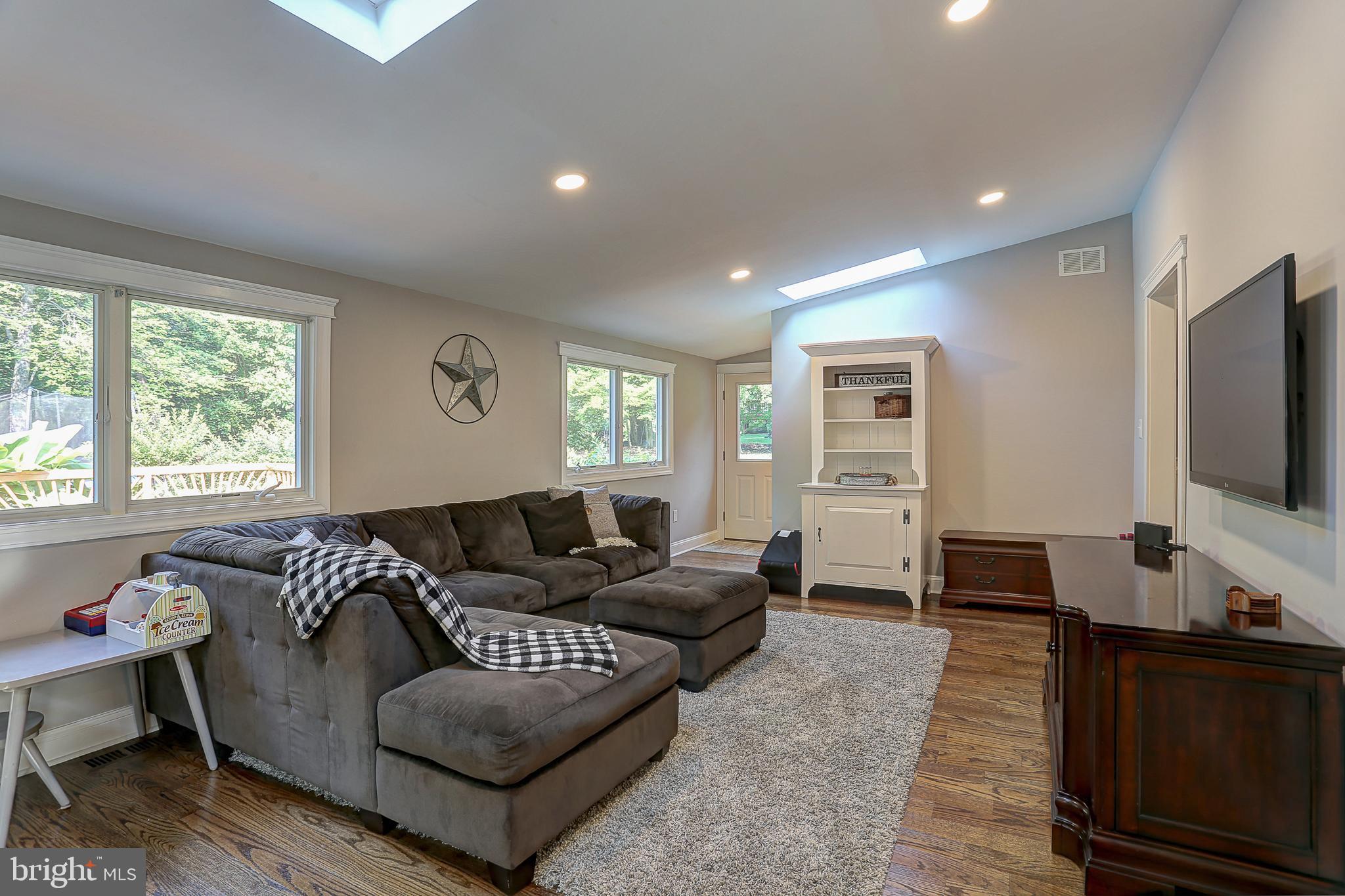 7738 Water Oak Point Road Pasadena, MD 21122 - Photo 26 of 53 Gallery Image 26