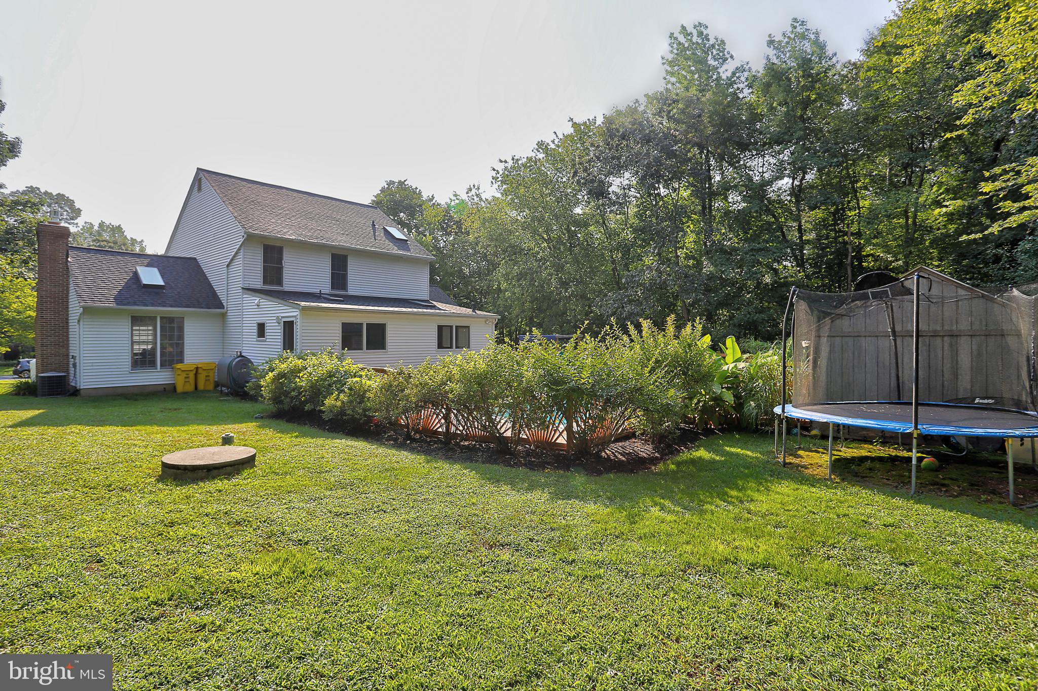 7738 Water Oak Point Road Pasadena, MD 21122 - Photo 8 of 53 Gallery Image 8