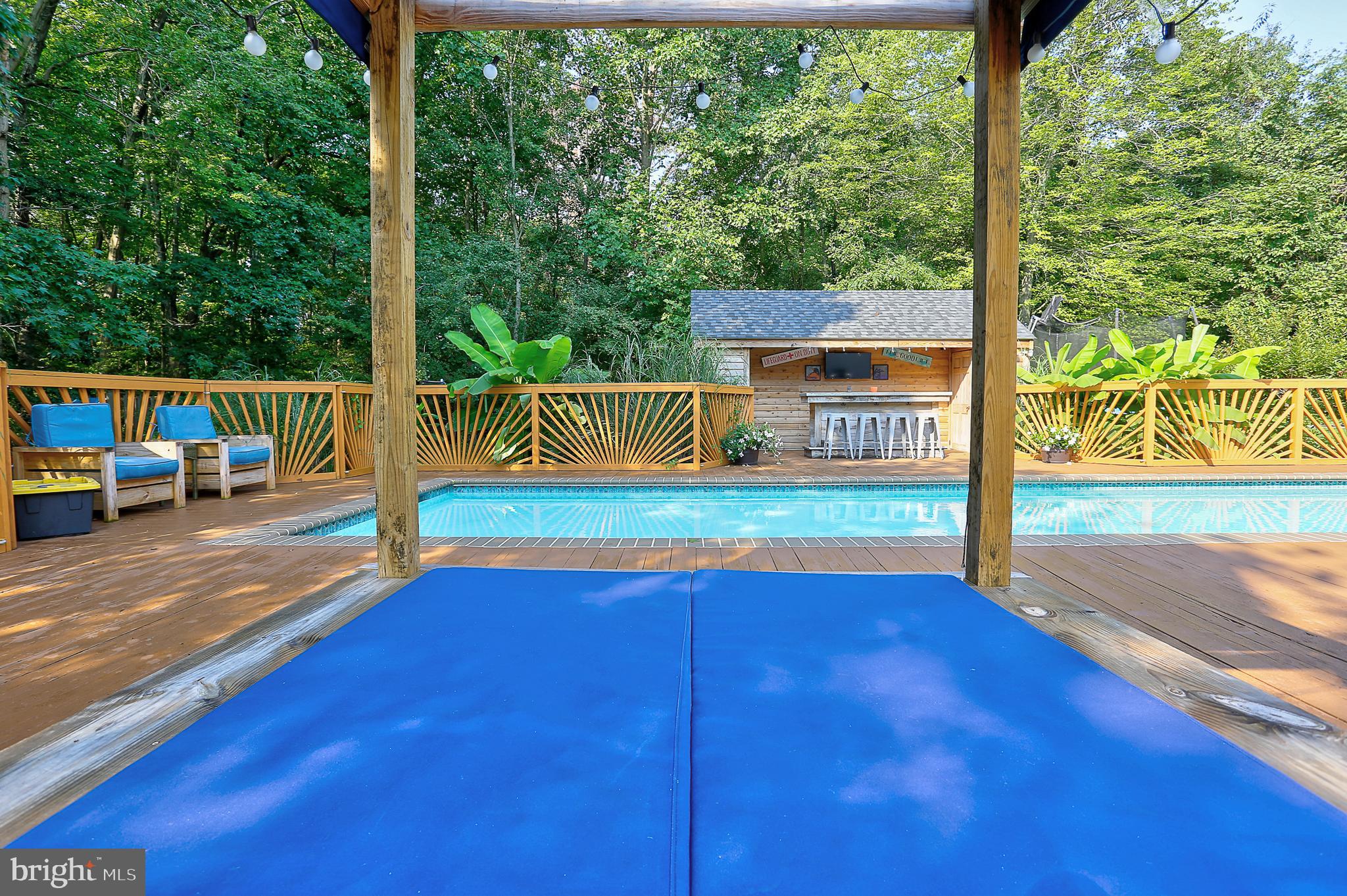 7738 Water Oak Point Road Pasadena, MD 21122 - Photo 9 of 53 Gallery Image 9