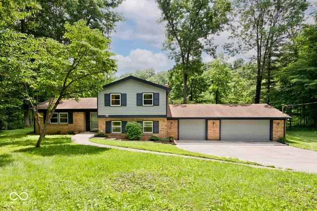 $439,000 | 3545 Whippoorwill Lake N Drive, Monrovia, IN 46157