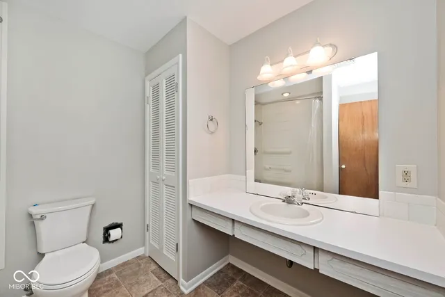 $439,000 | 3545 Whippoorwill Lake N Drive, Monrovia, IN 46157