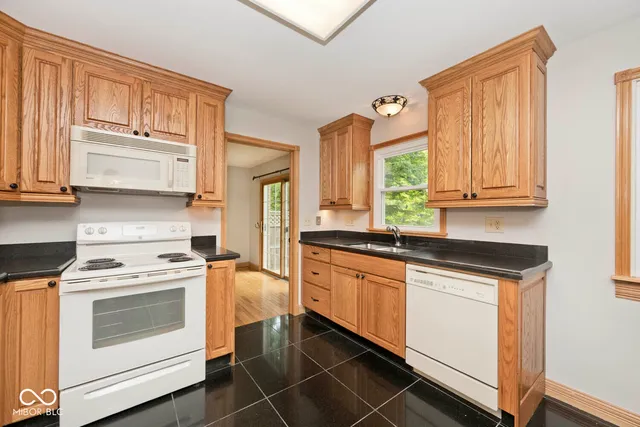 $439,000 | 3545 Whippoorwill Lake N Drive, Monrovia, IN 46157