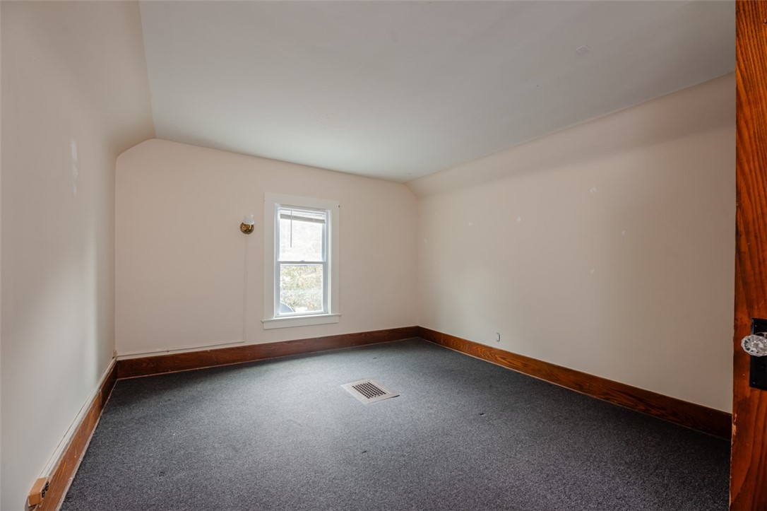 376 Barrington Street Rochester, NY 14607 - Photo 32 of 40 Gallery Image 32