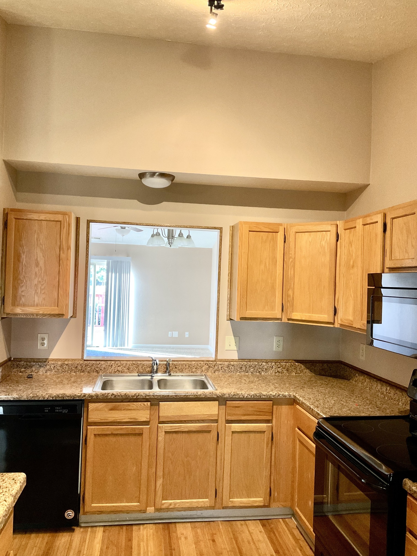 709 Chestnut Lane Brownsburg, IN 46112 - Photo 9 of 27