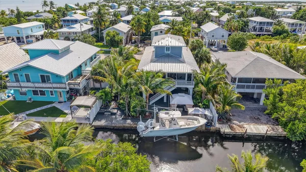 $1,900,000 | 27385 St Lucie Lane, Summerland Key, FL 33042