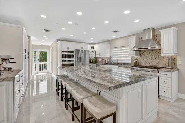 $1,900,000 | 27385 St Lucie Lane, Summerland Key, FL 33042