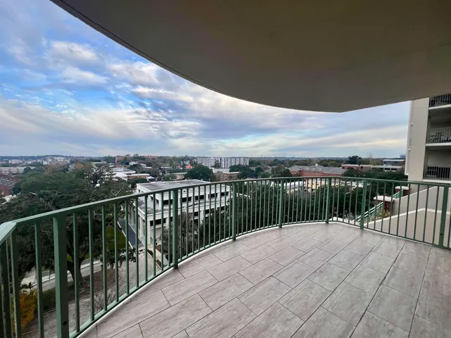 $2,700 | 300 South Duval Street, Unit 611, Tallahassee, FL 32301