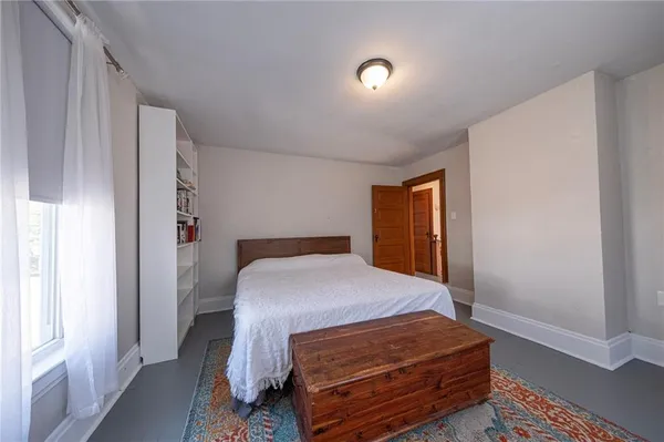 $1,800 | 520 Highland Avenue, Greensburg, PA 15601