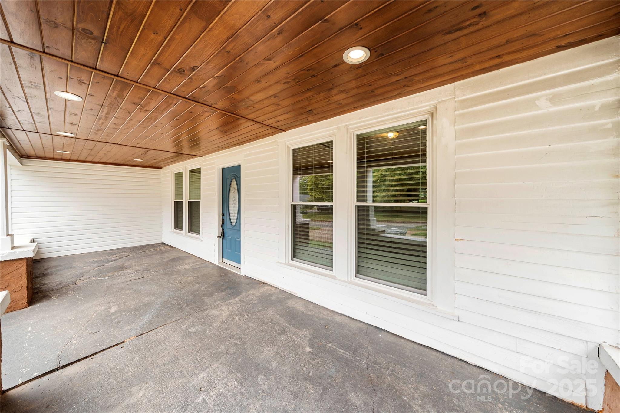 215 West D Street Newton, NC 28658 - Photo 5 of 48 a view of a backyard of a house