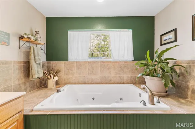 $624,900 | 102 Timber Lane, Farmington, MO 63640