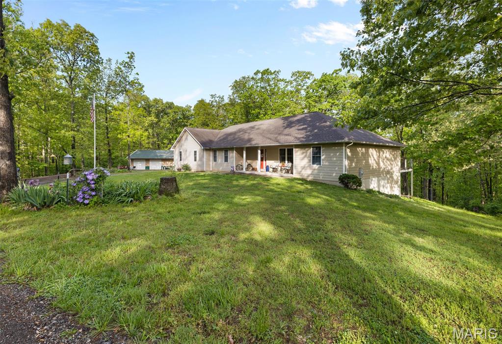 102 Timber Lane Farmington, MO 63640 - Photo 2 of 54