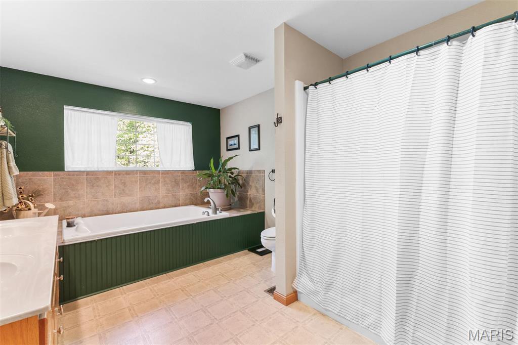 102 Timber Lane Farmington, MO 63640 - Photo 31 of 54