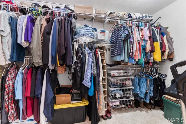 $624,900 | 102 Timber Lane, Farmington, MO 63640