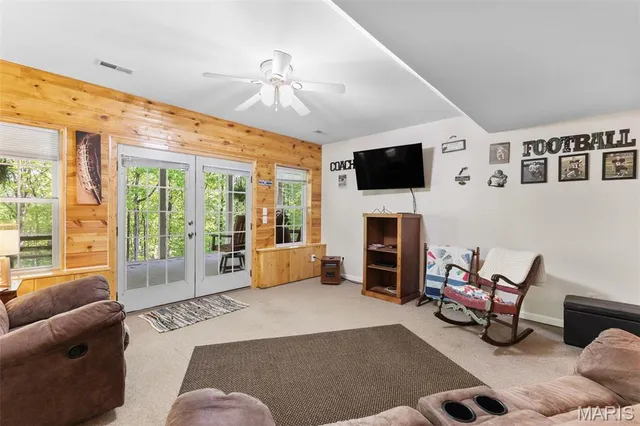 $624,900 | 102 Timber Lane, Farmington, MO 63640