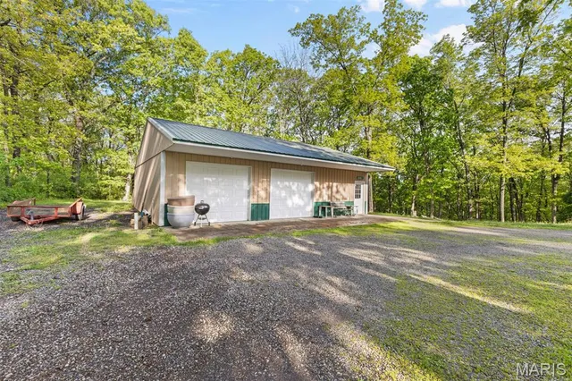 $624,900 | 102 Timber Lane, Farmington, MO 63640