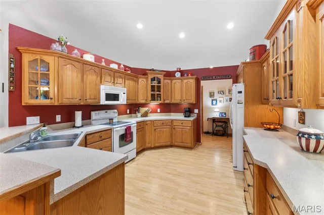 $624,900 | 102 Timber Lane, Farmington, MO 63640