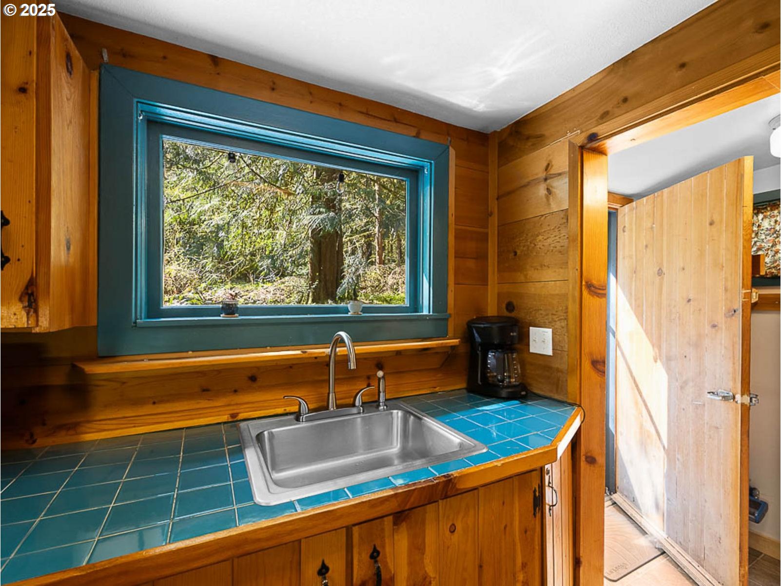 71320 East Thimbleberry Street Rhododendron, OR 97049 - Photo 20 of 38 Gallery Image 20