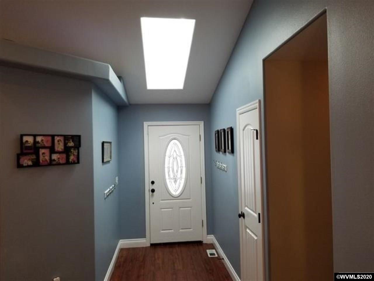 945 Salamander Road Southeast Jefferson, OR 97352 - Photo 2 of 26 Gallery Image 2