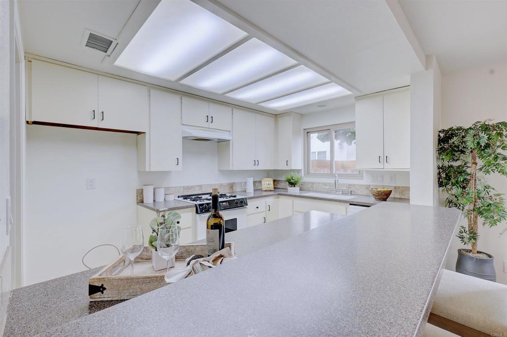 418 3rd Street Encinitas, CA 92024 - Photo 22 of 74