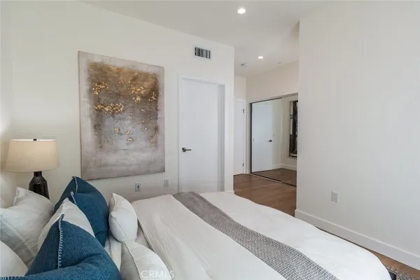 $3,750 | 1212 Viola Avenue, Unit 103, Glendale, CA 91202