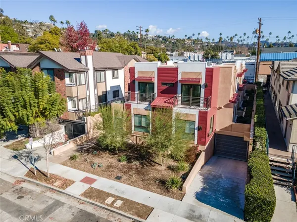 $3,750 | 1212 Viola Avenue, Unit 103, Glendale, CA 91202