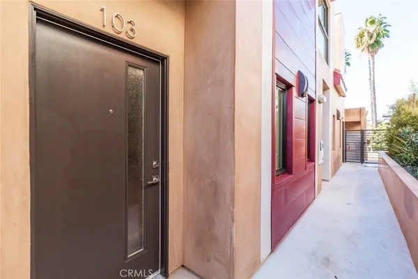 $3,750 | 1212 Viola Avenue, Unit 103, Glendale, CA 91202