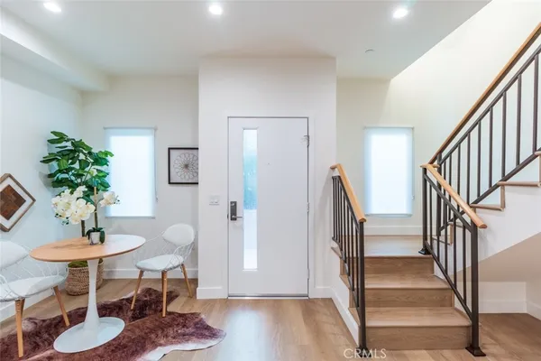 $3,750 | 1212 Viola Avenue, Unit 103, Glendale, CA 91202