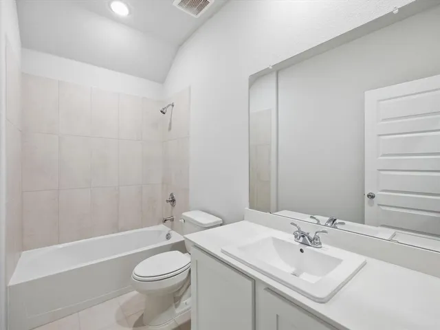 $2,600 | 428 Blackwater Trail, Waxahachie, TX 75165