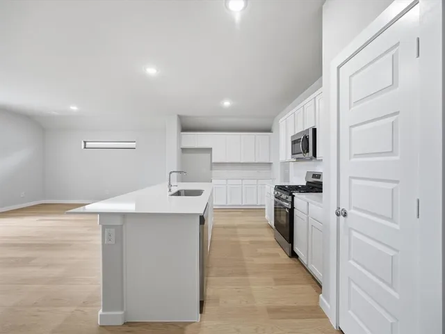 $2,600 | 428 Blackwater Trail, Waxahachie, TX 75165