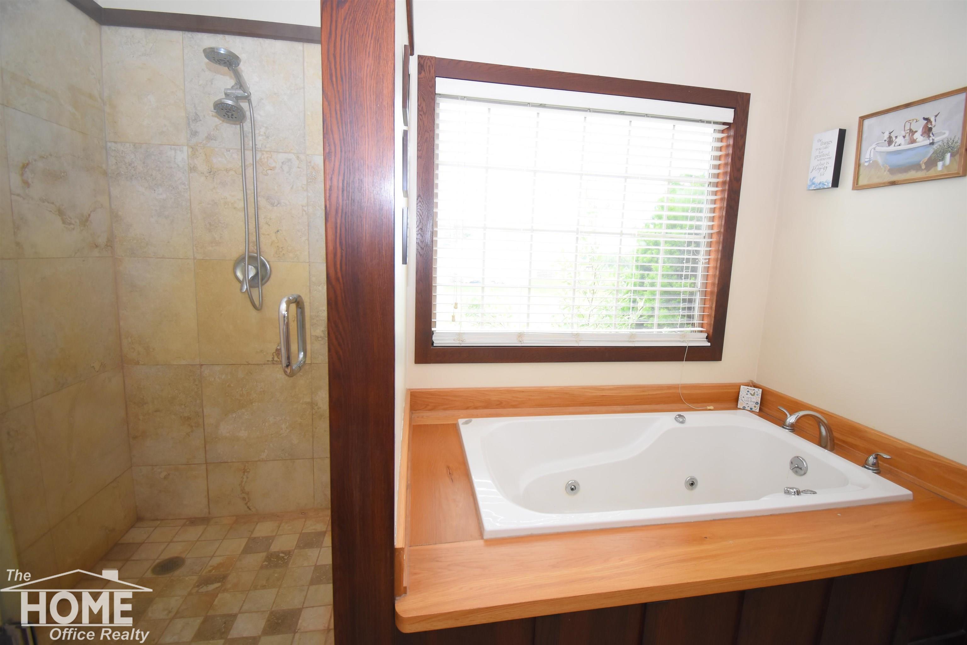 2411 Escott Road Owosso, MI 48867 - Photo 24 of 45