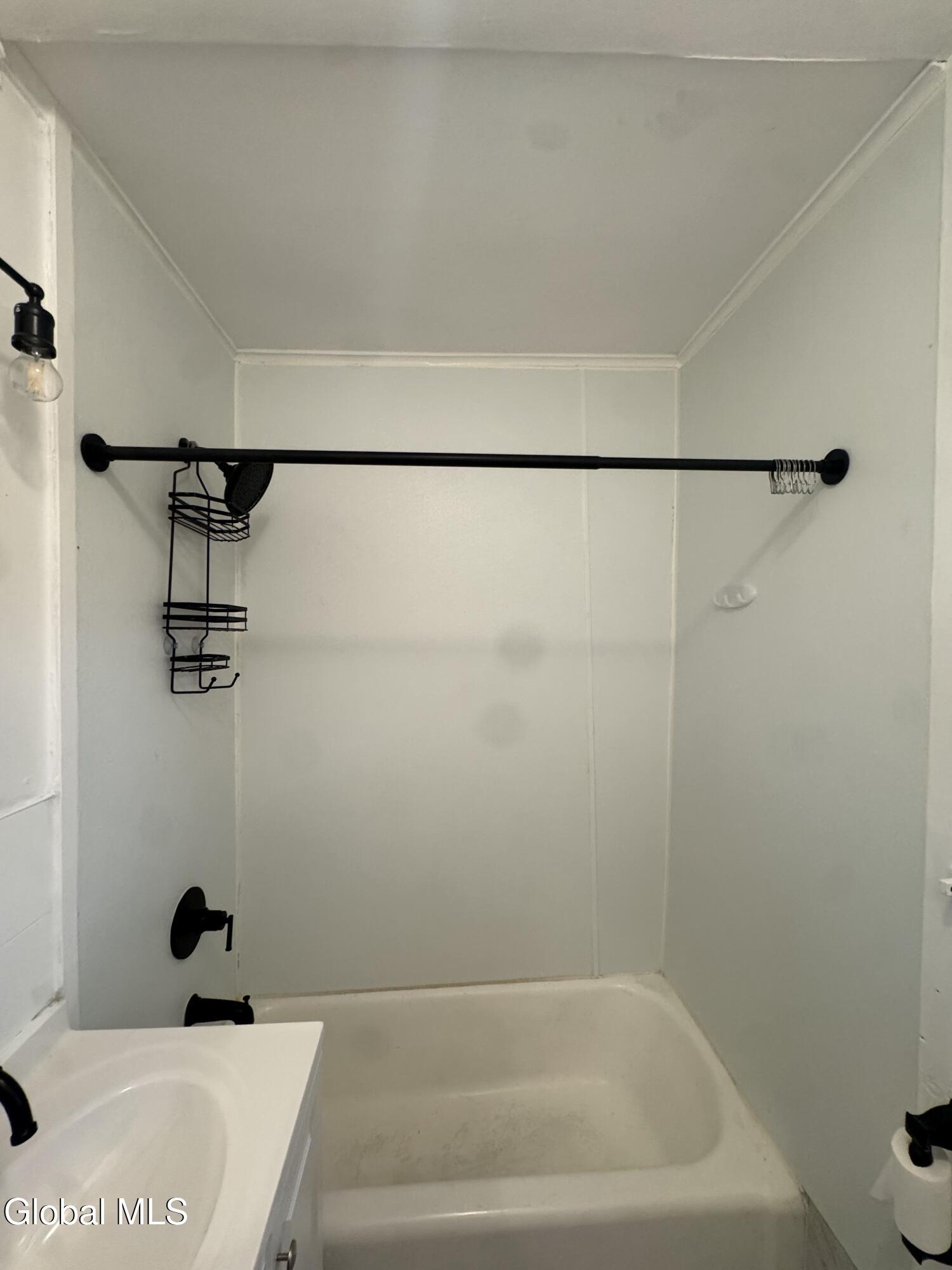 1701 Carrie Street, Unit 3 Schenectady, NY 12308 - Photo 10 of 15 IMG_3745