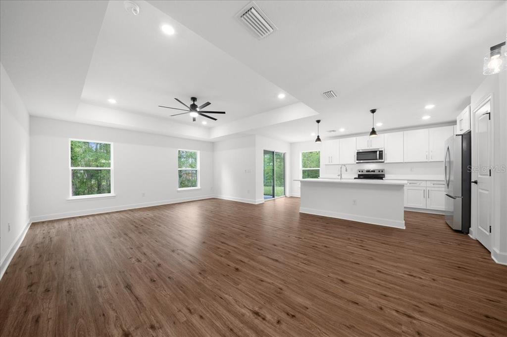 11041 Spoonbill Road Weeki Wachee, FL 34613 - Photo 4 of 57