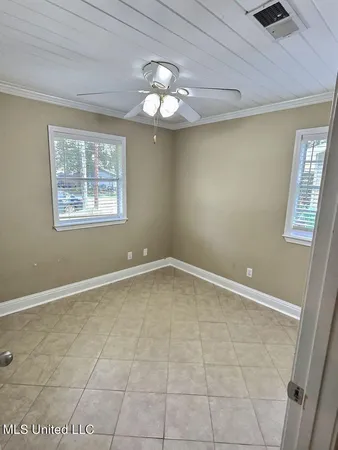 $1,350 | 125 Linda Circle, Ocean Springs, MS 39564