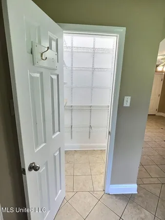 $1,350 | 125 Linda Circle, Ocean Springs, MS 39564