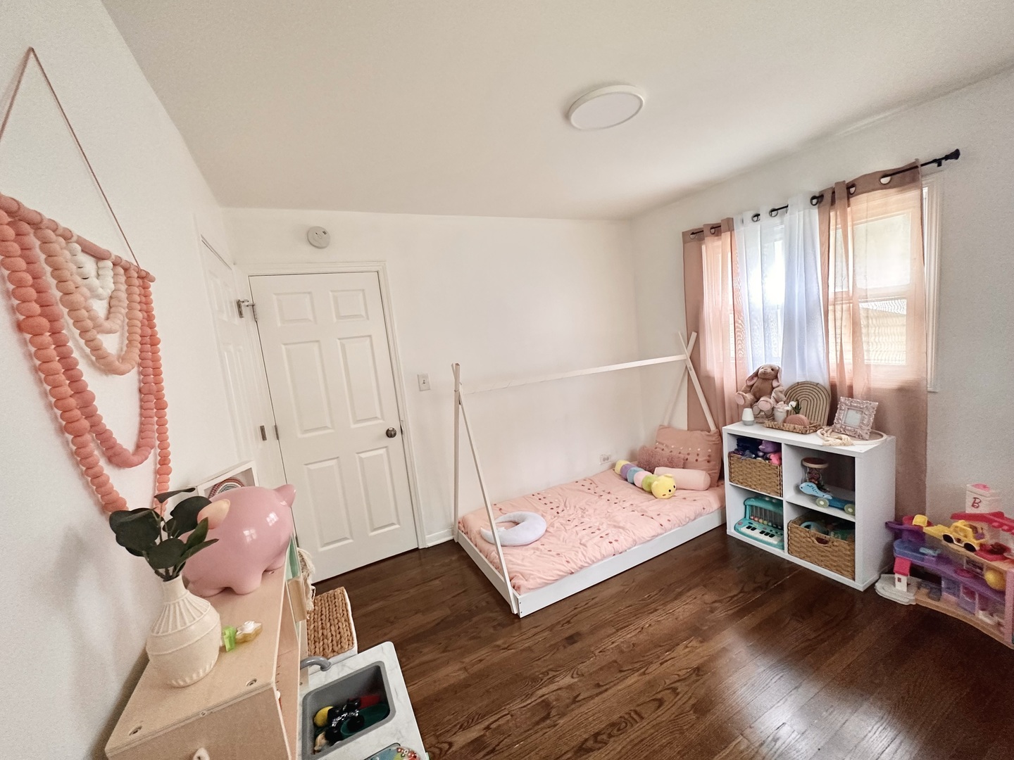 3420 Roesner Drive Markham, IL 60428 - Photo 13 of 21 a bedroom with furniture and a window