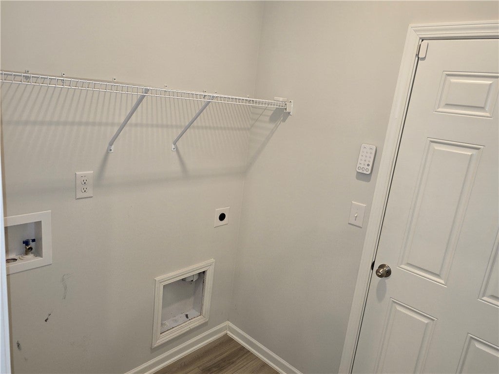 3124 Raiden Circle Opelika, AL 36804 - Photo 6 of 27 Laundry Room between Kitchen & Garage