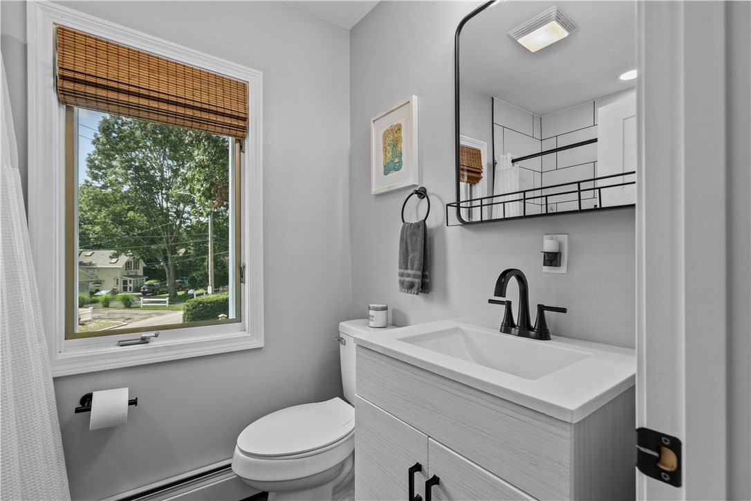 157 Riverside Drive East Providence, RI 02915 - Photo 22 of 38