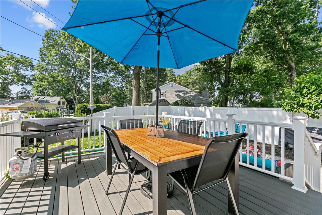 157 Riverside Drive East Providence, RI 02915 - Photo 24 of 38