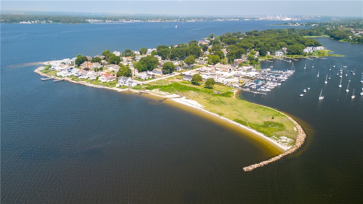 157 Riverside Drive East Providence, RI 02915 - Photo 29 of 38