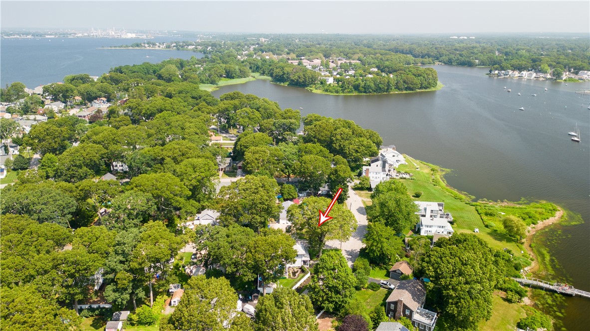 157 Riverside Drive East Providence, RI 02915 - Photo 31 of 38 Location