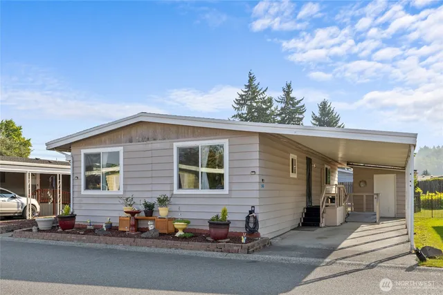 a view of a house with a patio