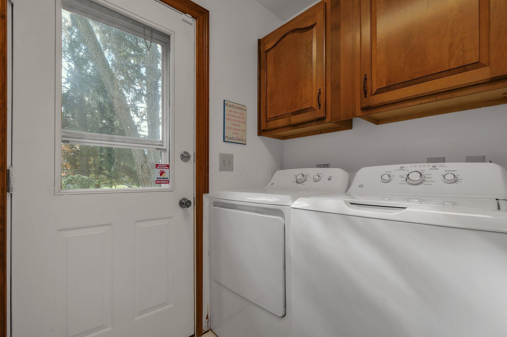 5237 Cosgray Road Dublin, OH 43016 - Photo 21 of 57 Laundry
