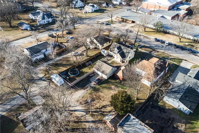 $110,000 | 214 North 8th Street, Fredonia, KS 66736