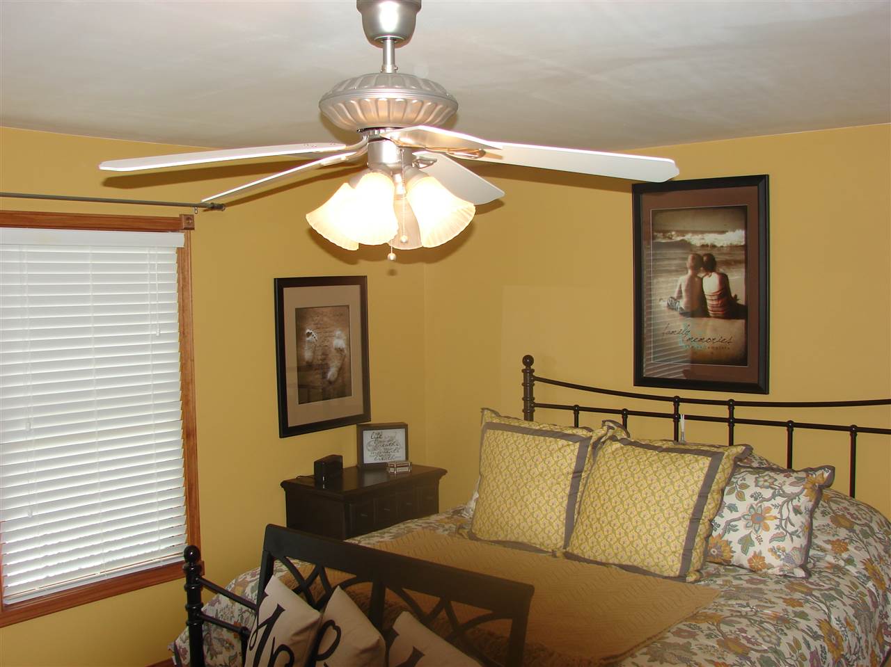 576 Russell Road Chandler, IN 47610 - Photo 8 of 24
